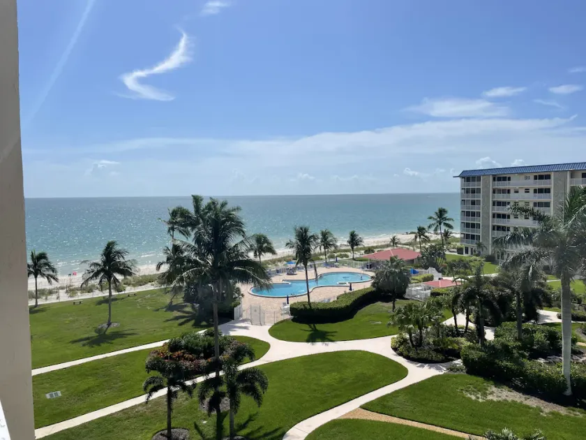 Condo - Bonita Springs<br>Bonita Beach Club Ocean View Sleeps 6 - 2 bed - 2 bath - Image 1