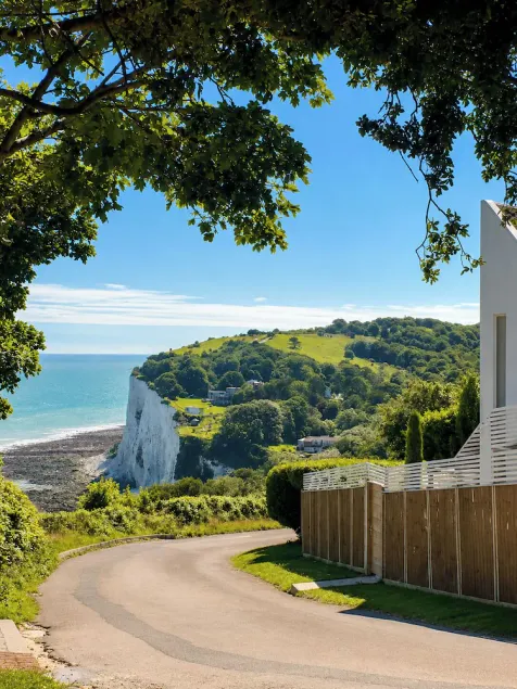 Coastal Chalet Retreat in St Margaret's Bay - Image 1