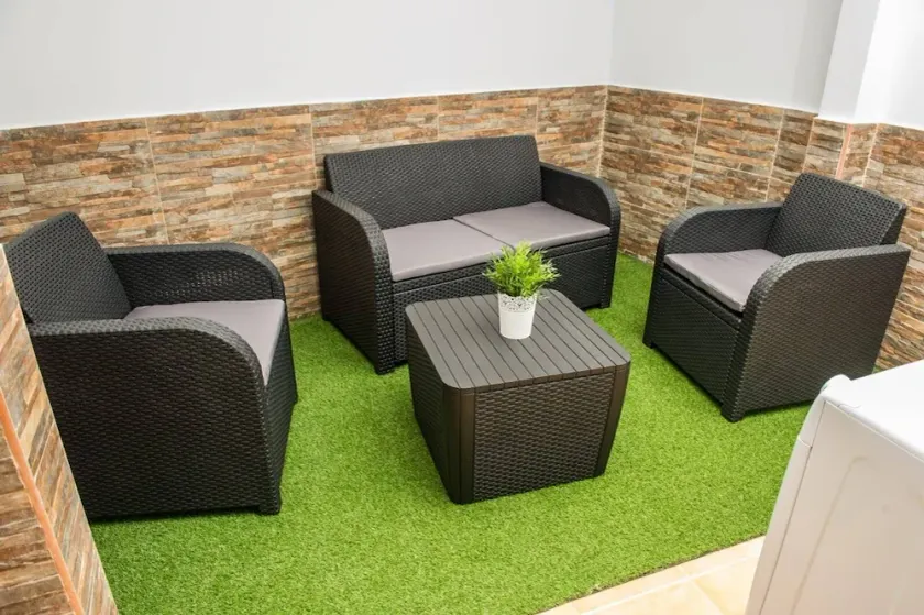 Apartament near the beach with pool and WIFI (E) - Image 1