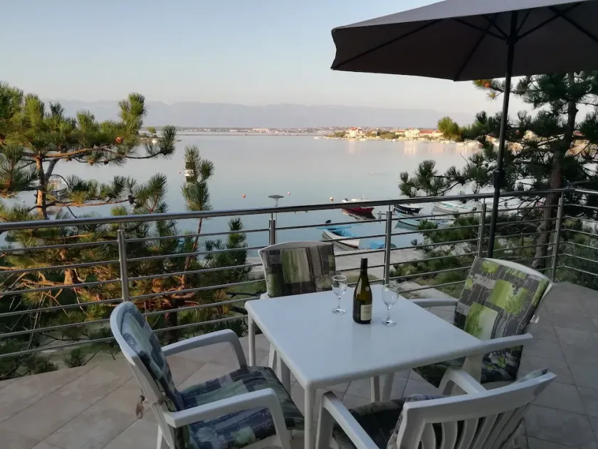 Appartement d'une chambre avec la terrasse et la vue sur le mer Nin (Zadar) (A-6153-b) - Image 1
