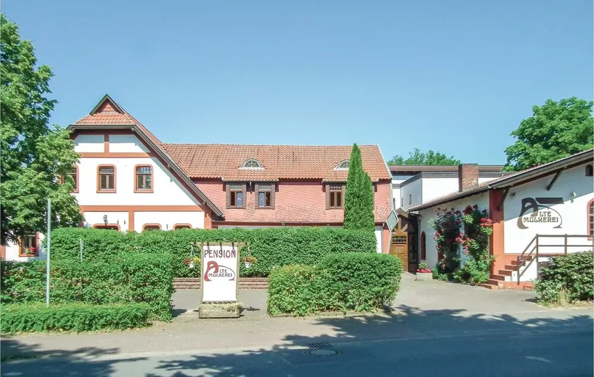 Nine-Bedroom Holiday Home In Petershagen Ot Frille - Image 1