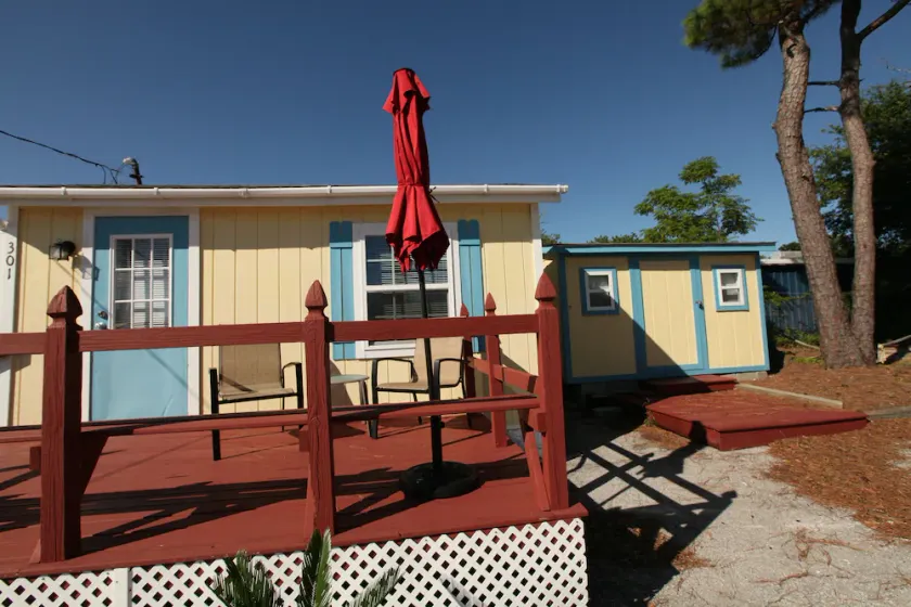 Bijou Bungalow - Image 1
