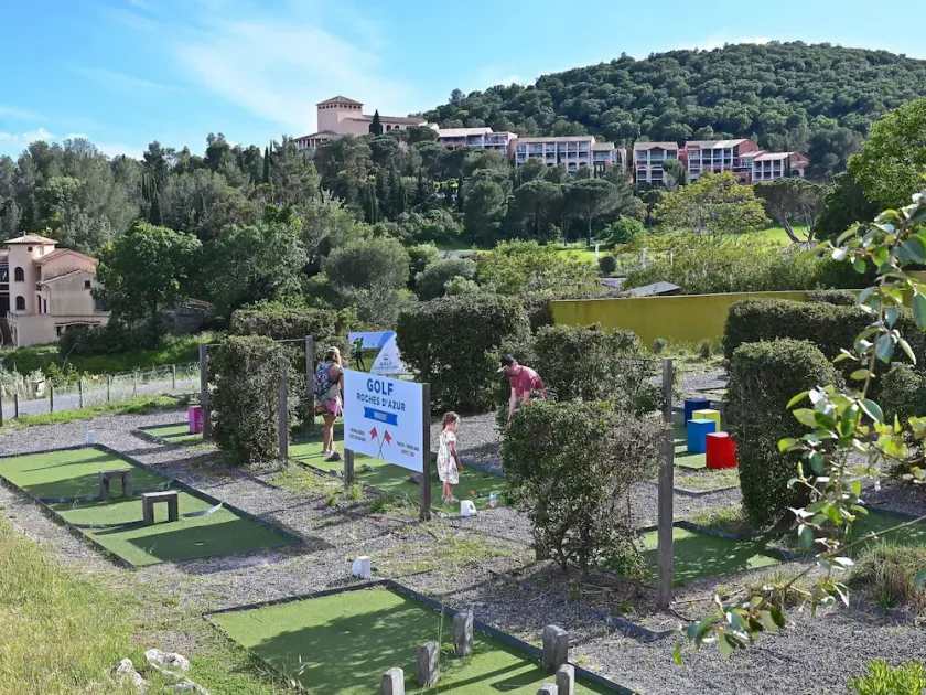 Acogedor apartamento para 4 personas con piscina, WIFI, TV, terraza y mascotas permitida - Image 1