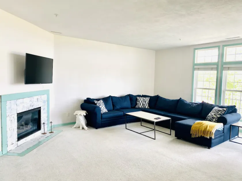 Beach Townhome with Panoramic Views - Image 1