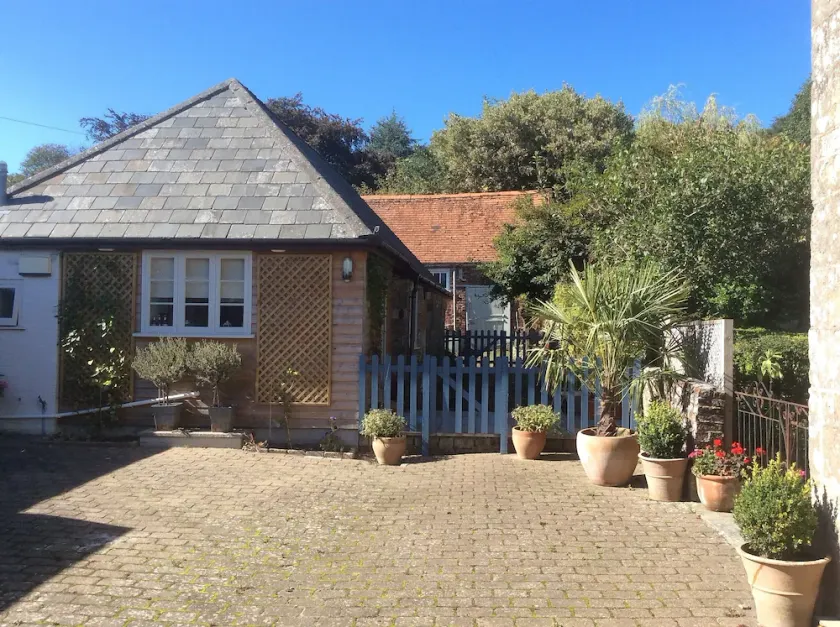 17th Century converted Coach House in Shaftesbury, Dorset - Image 1