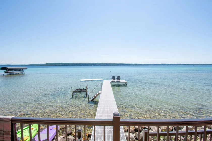 Crystal Lake Waterfront, AC, privat dock, kajakker, paddleboards - Image 1