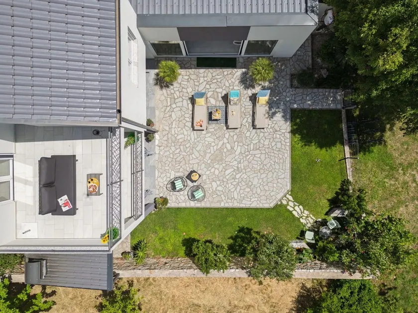 Maison de vacances privée avec climatisation, piscine privée, WIFI, TV, terrasse, animaux admis - Image 1