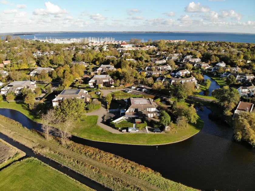 Casa em Port Greve, com um belo jardim e muita privacidade - Image 1