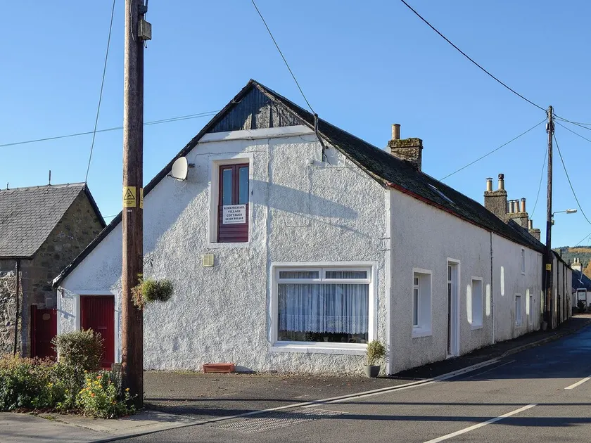 2 bedroom accommodation in Kirkmichael, near Pitlochry - Image 1