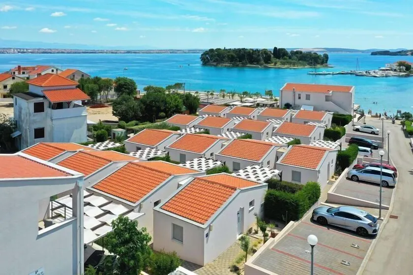 Apartments Dalmatia in Preko island Ugljan with swimmingpool - Image 1