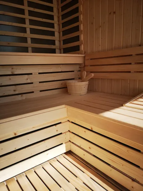 Holiday house-nature-forest-sauna-jacuzzi-views - Image 1