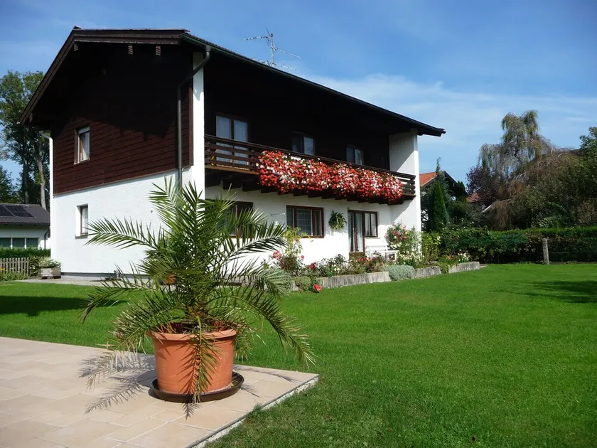 Apartment 'Wennesz 1' with Mountain View, Shared Garden and Wi-Fi - Image 1
