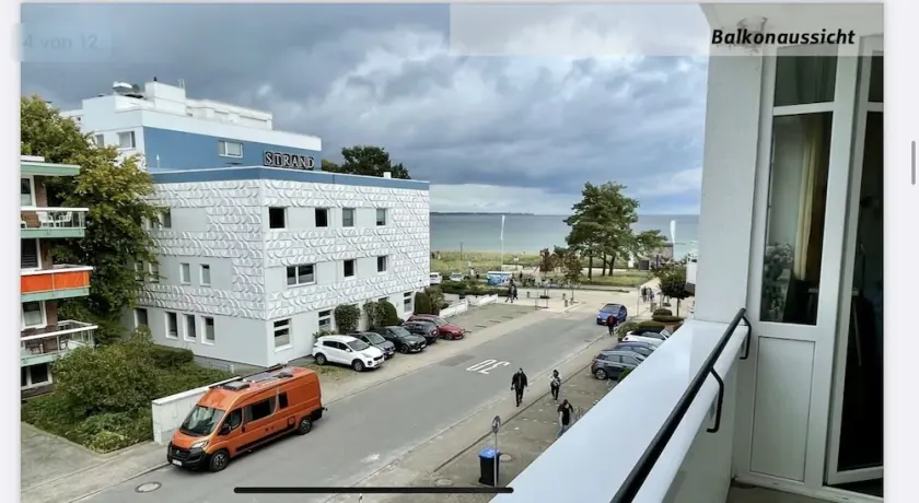 3 large rooms, 77 sqm, elevator, directly on the beach and in the center - Image 1