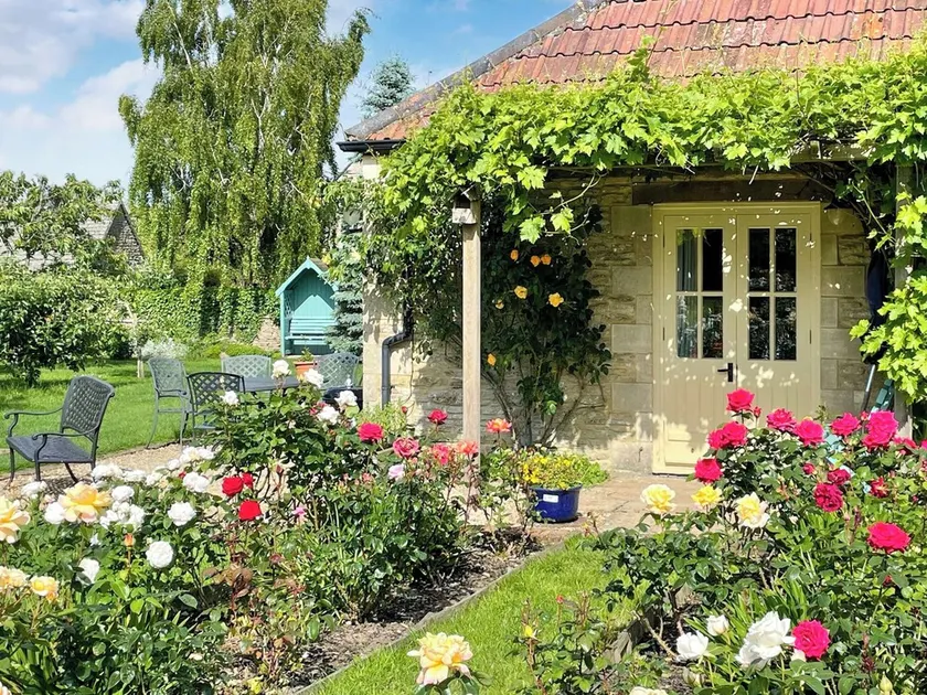 Alojamiento de 2 habitaciones en Tarlton, Cirencester - Image 1