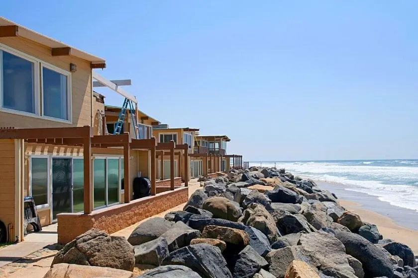 À quelques pas de votre destination plage - Meilleur spot de surf en Californie - Image 1