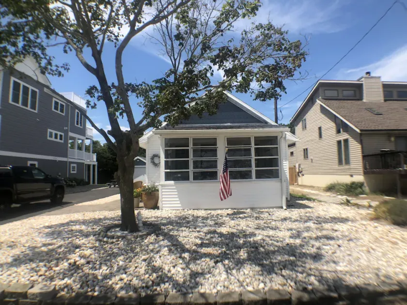 Perfect beach cottage for your Lewes vacation! 10 Texas - Image 1