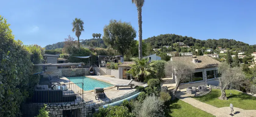 Private resort style living with spectacular views  near Saint Paul de Vence - Image 1