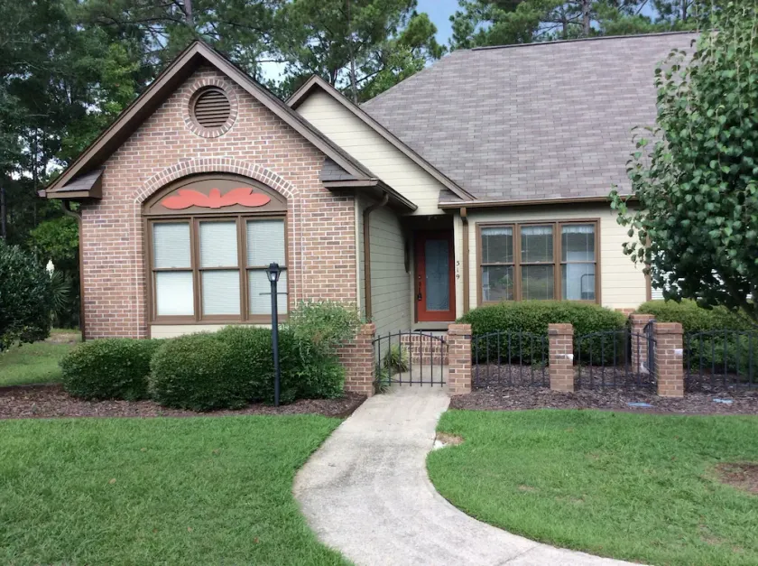 Savannah Lakes Townhome - Image 1