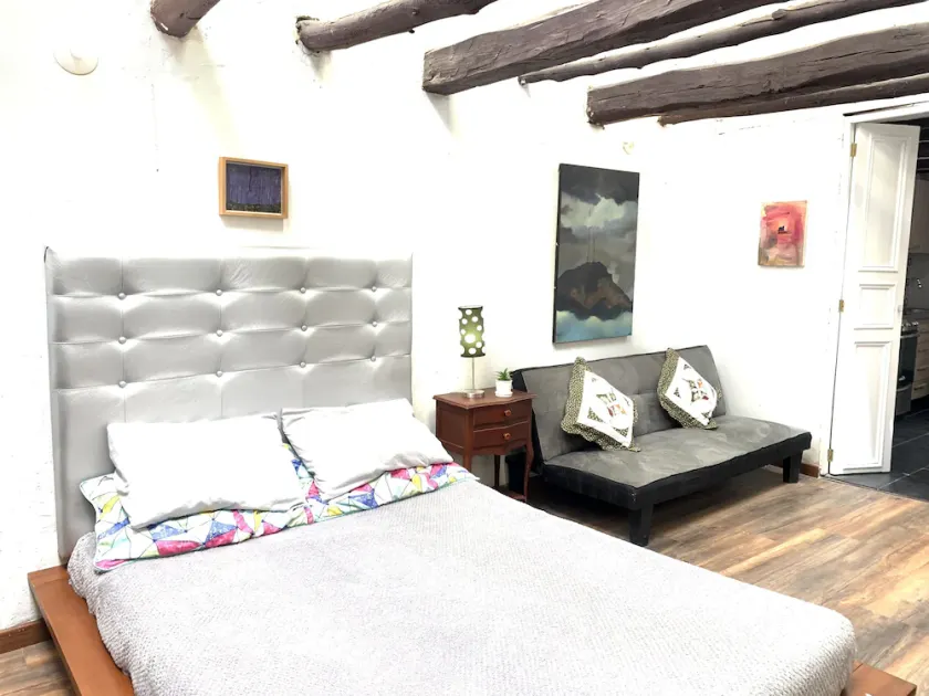 La Candelaria PRIVATE Apartment 25MB Fiber Optic - Image 1