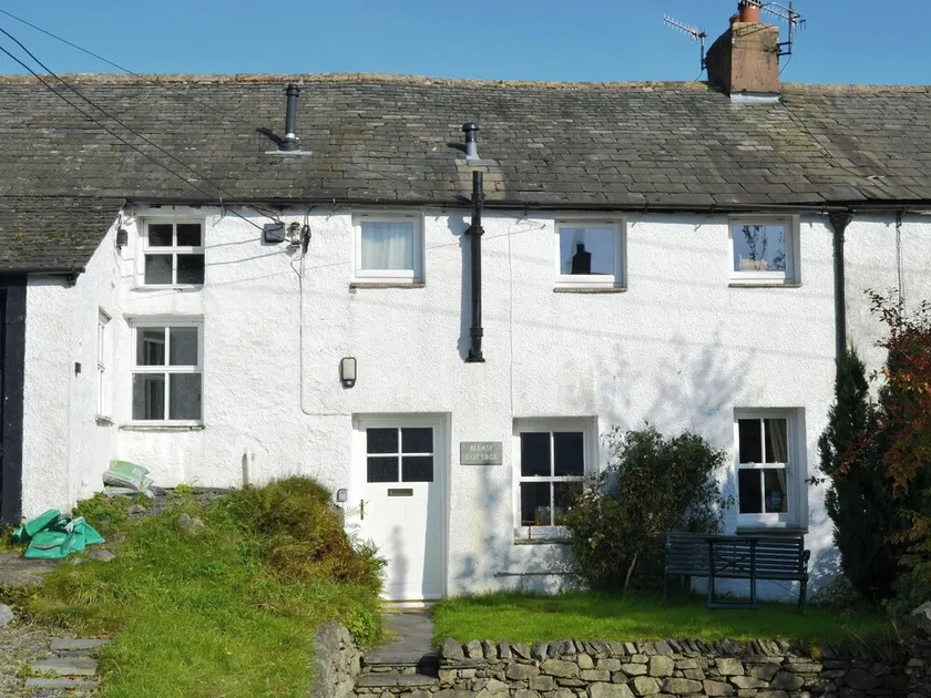 Quaint and characterful accommodation in an ’away from it all location’. - Image 1