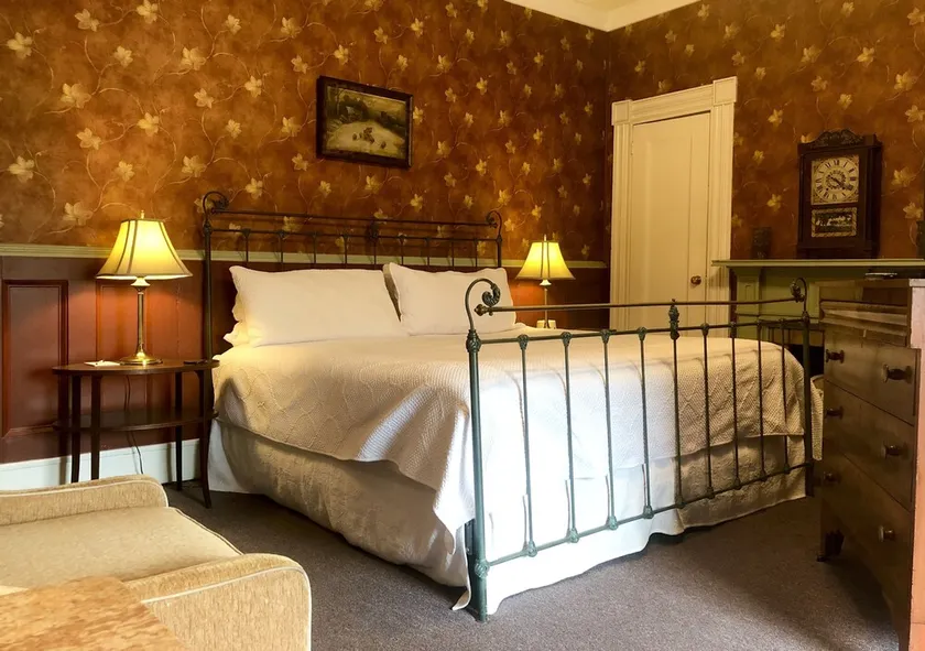 1830s Historic Inn Ithaca NY, Room 8 - Image 1