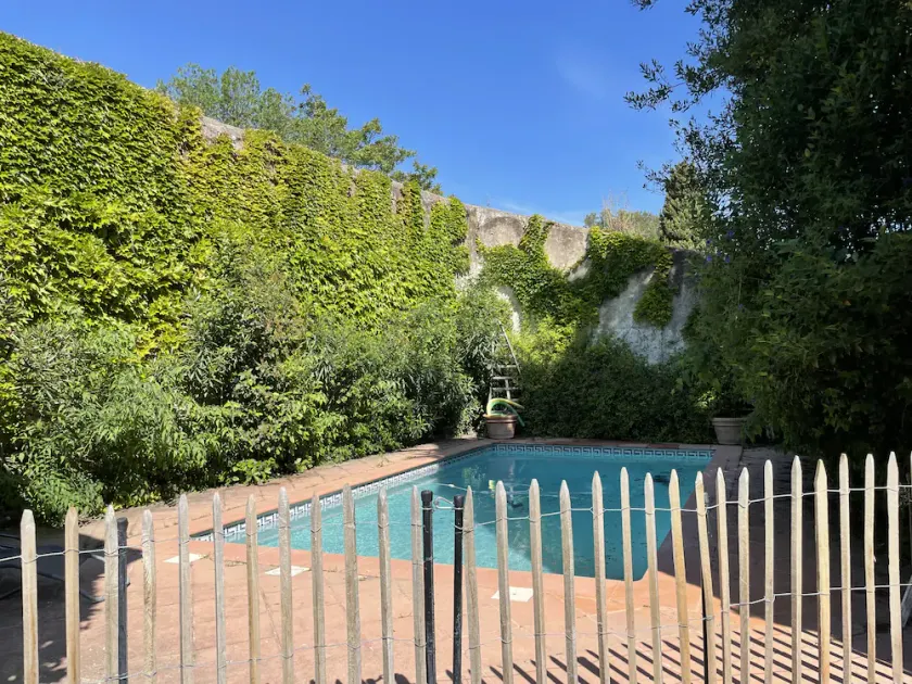 Large winegrower's house with swimming pool - Image 1