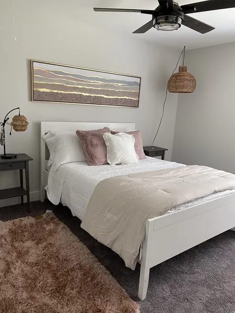 ⭐️Hot Tub⭐️ Luxury Getaway Near GSP Airport Downtown Greer Greenville Spartanburg  - Image 1
