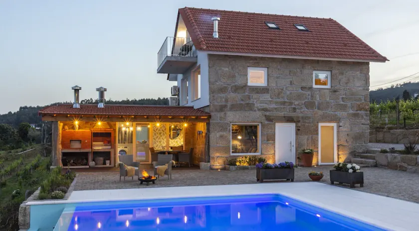 Retraite de charme, piscine à débordement, vue imprenable - 35 minutes de Porto - Image 1