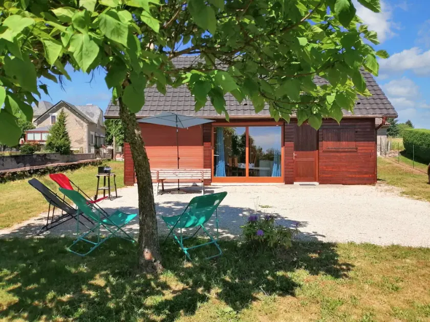 Homerez - Chalet a Darazac - Image 1