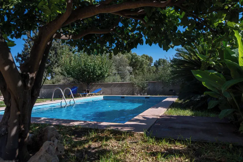 VILLA ROSILA,CHARMING SPACIOUS HOME JUST A STROLL FROM GENNADI BEACH - Image 1