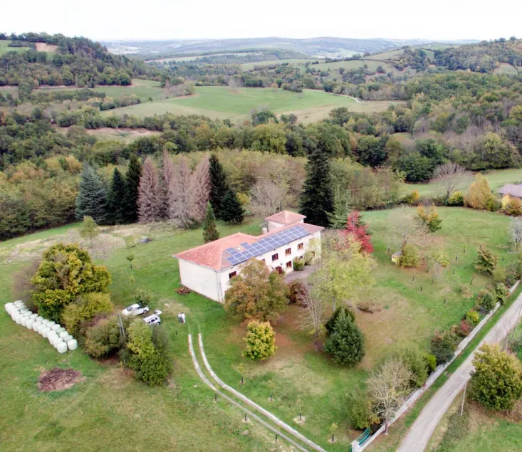 House with exceptional view of the Pyrenees, ideal for family gatherings - Image 1