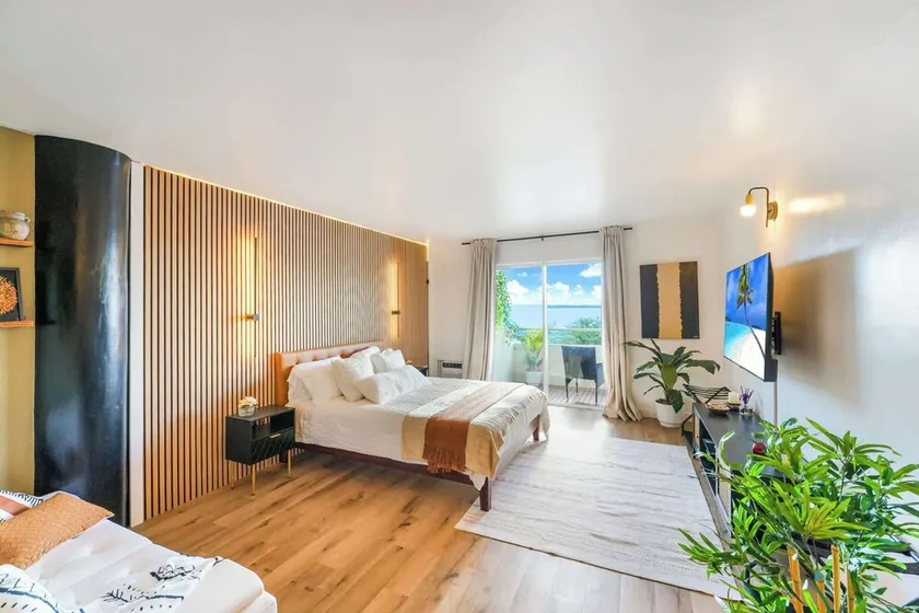 Waterfront Studio - Free Parking - North Bay Village - Image 1