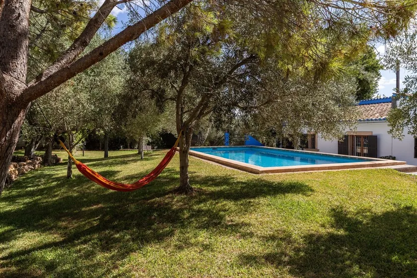 Casa de férias Finca Can Lluc com piscina, Wi-Fi e ideal para ciclistas - Image 1