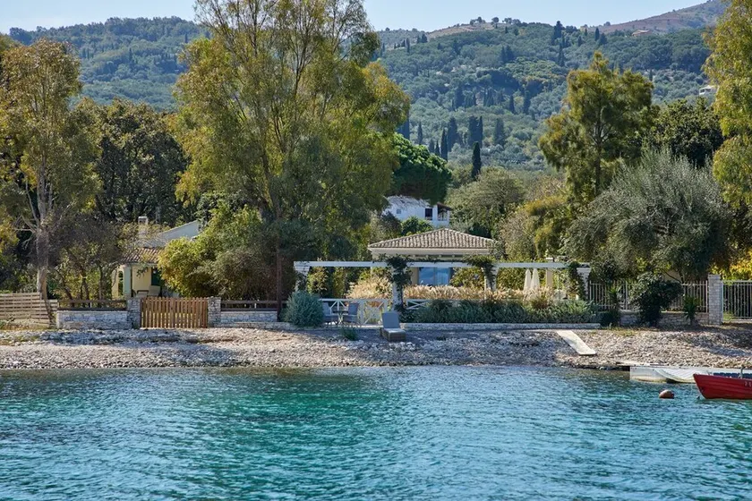 Avlaki Beach House - Quatre Chambres Villa, Couchages 8 - Image 1
