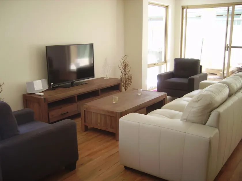 Busselton Holiday Home - Image 1