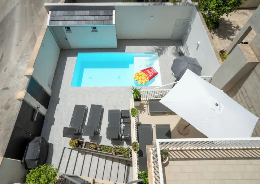2 Bedroom Villa in Rosolini - Image 1