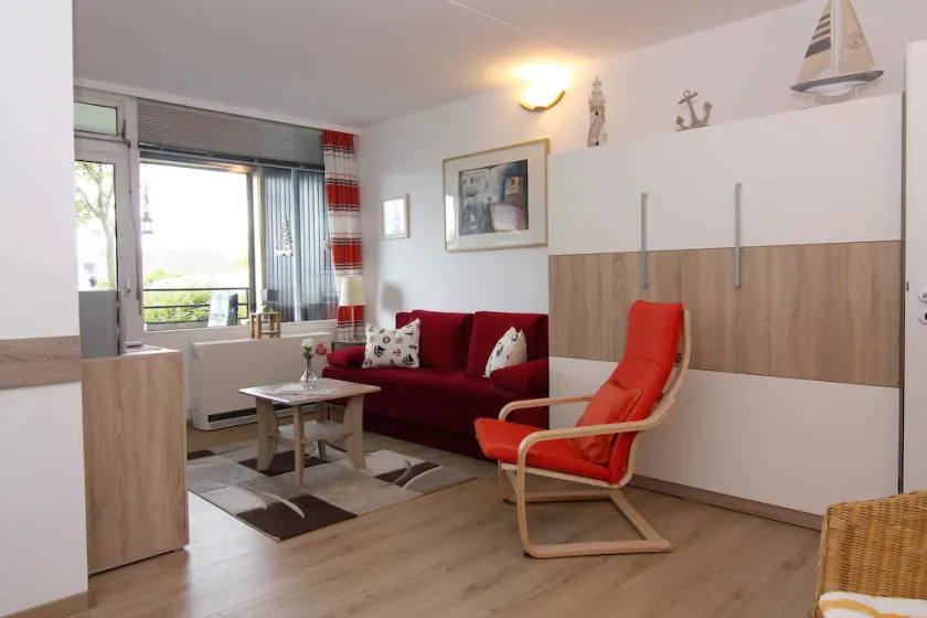 Appartement de vacances avec balcon à seulement 200 m de la plage de la mer Baltique - Image 1