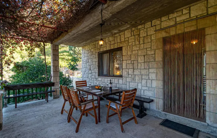 Pet Friendly Home In Pupnat With Wifi - Image 1