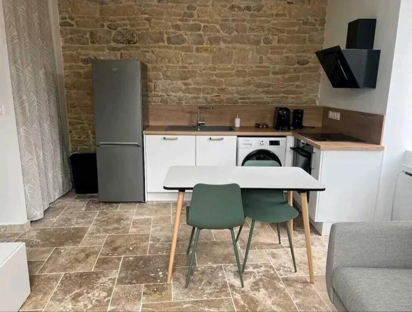 Appartement Lumineux en Rdc, Pour Séjour Touristique ou Professionnel - Image 1