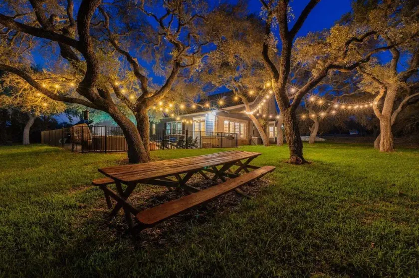 Hill Country Retreat: Pool | Hot Tub | Games - Image 1
