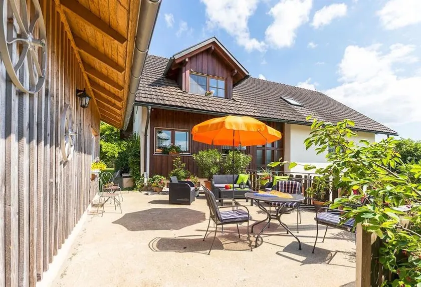 Bonito apartamento \"Obstwiese\" com vista para a montanha, Wi-Fi e terraço separado - Image 1