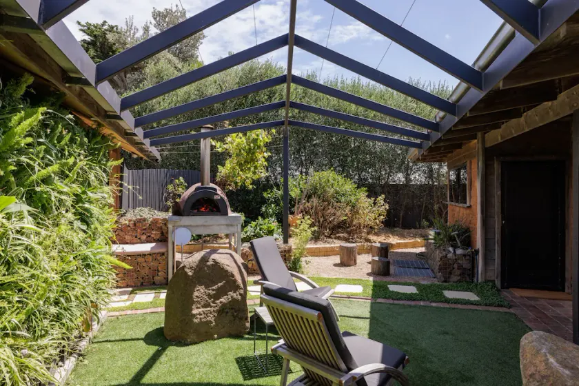 Stylish unquie beach side property with all amenities - Image 1