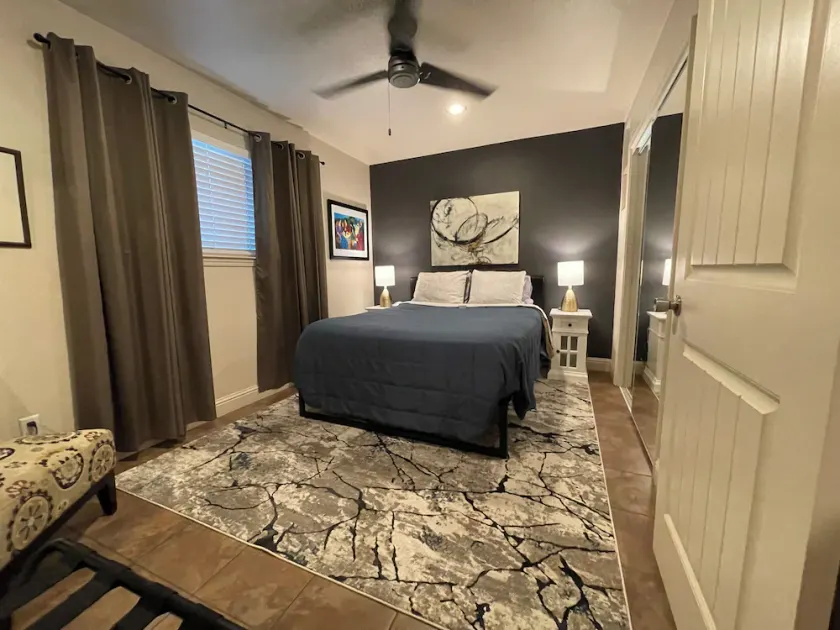POOLSIDE SUITE Fresno / Clovis - Image 1