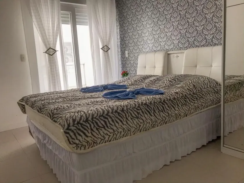 Wonderful apartment in Florianópolis, on Ingleses Beach. With a swimming pool. - Image 1