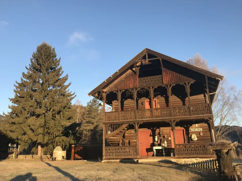 A beautiful 19th century farmhouse - Image 1