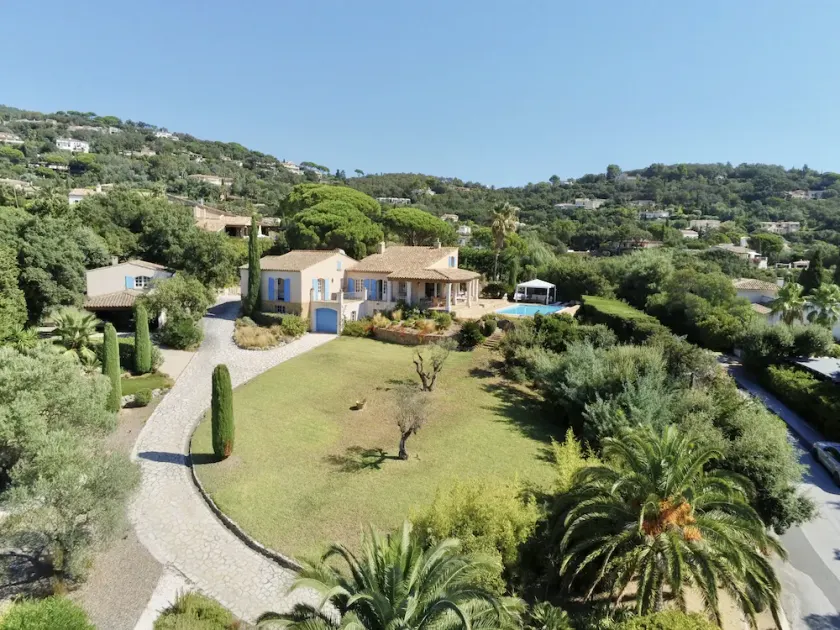 Villa sea view, beaches on foot - Image 1