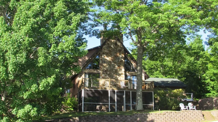 Rhinelander Area Retreat, 3BR die ganze Saison über, 4+ Acre, Beach, ATV nach Harrison Hills - Image 1