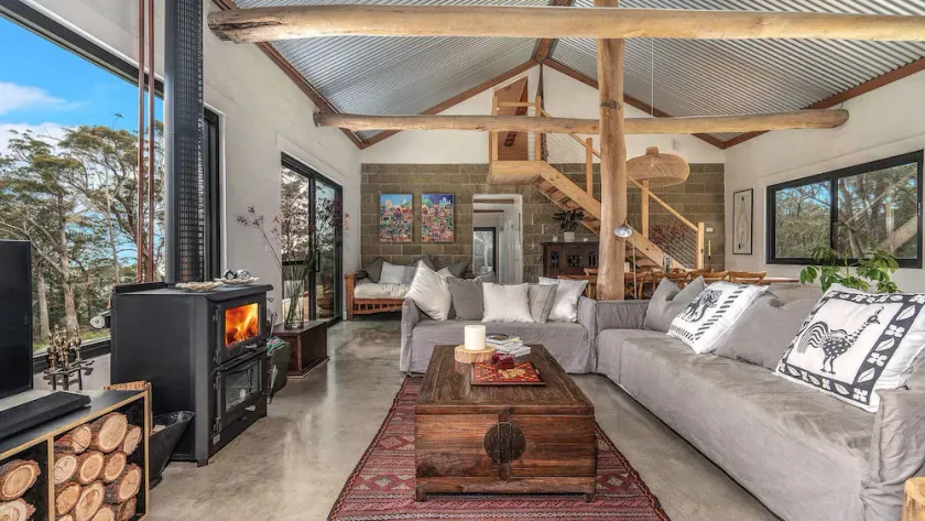 Red Rocks Mountain Retreat, Browns Mountain, Kangaroo Valley - Image 1