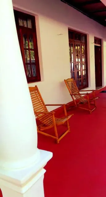 Rockview Holiday Bungalow - Image 1