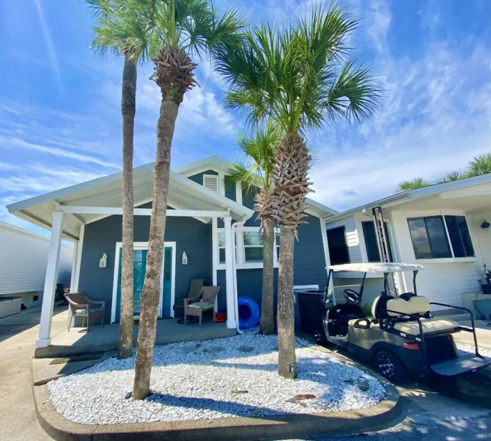 Venture Out 646 Octopus Dr Comes WITH GOLF CART - Image 1